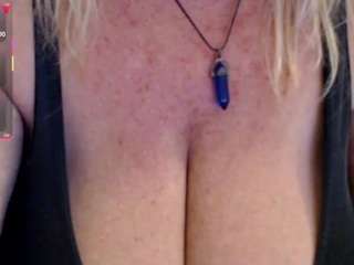 jennadeluxe Live Webcam on CamSoda