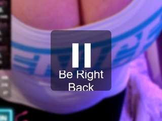 jennadeluxe's CamSoda show and profile