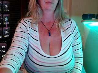jennadeluxe Milf live webcam