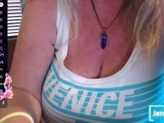 JennaDeluxe live webcam show