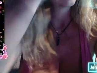 JennaDeluxe live cam preview