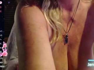 JennaDeluxe live cam preview