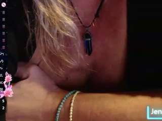 JennaDeluxe live cam preview