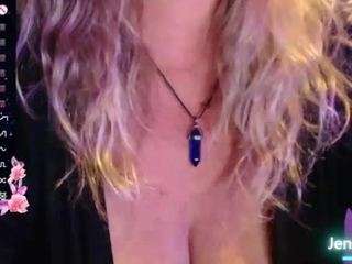 JennaDeluxe live cam preview