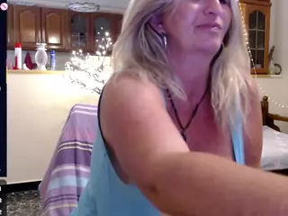 JennaDeluxe's Live Sex Cam Show