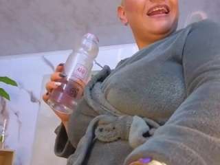 gianella-cox - Live Cam