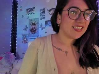 JuliSweet71 live cam preview