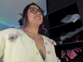 JuliSweet71 live cam preview