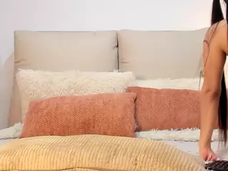 sofiacollinss's Live Sex Cam Show