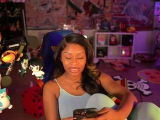 lovenzia webcam