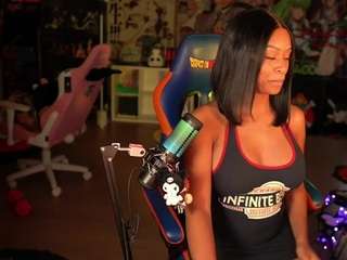 lovenzia webcam