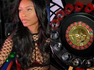 lovenzia's CamSoda show and profile