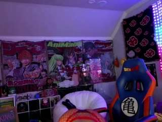 lovenzia's CamSoda show and profile