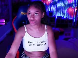 lovenzia webcam