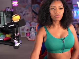OTC Zia's Live Sex Cam Show