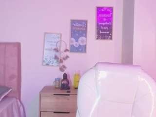 miia-thompson-1 Sex Cam Show