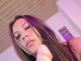 miia-thompson-1 Sex Cam Show