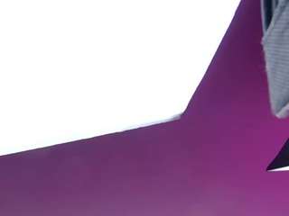 sia-storm's CamSoda show and profile