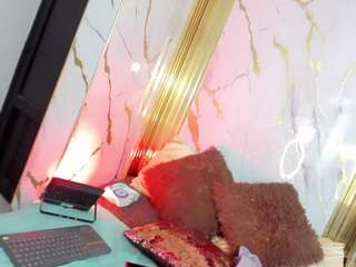 dianamilf Live Webcam on CamSoda