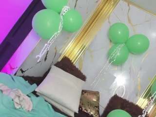 dianamilf live cam profile