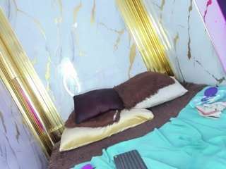 هذا النموذج مباشر الآن. dianamilf