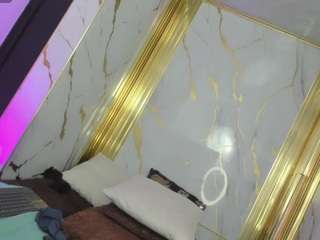 Dianamilf live webcam show