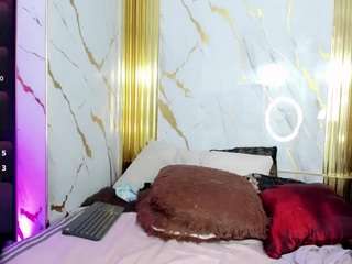 Dianamilf live cam preview