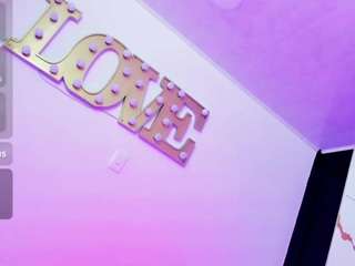 Dianamilf live cam preview