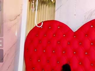 dianamilf Live Webcam on CamSoda