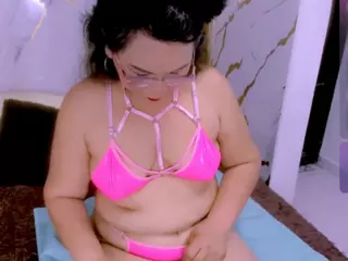 Dianamilf's Live Sex Cam Show