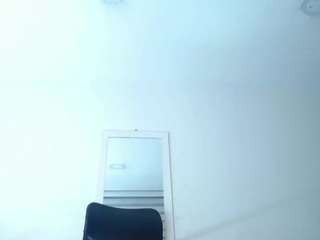 moxa-hot from CamSoda