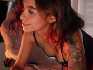 ramona-rios Live Webcam on CamSoda