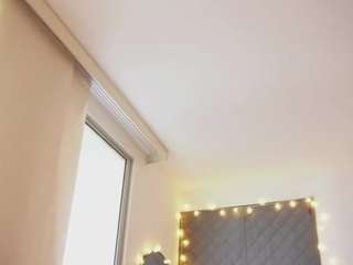 ramona-rios Erotic dance live webcam