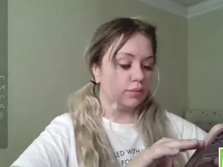 you-dreams's Live Sex Cam Show