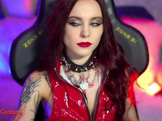 nellene from CamSoda