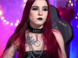 le modèle nellene est en webcam porno dans un show sur le site camsoda, il possède les tags suivants: ass,shaved pussy,no drinking,oil,orgasm,petite,pussy,red hair,role play,roleplay,sexy,skinny,naked,slave,spank,strip,striptease,submissive,tattoos,tease