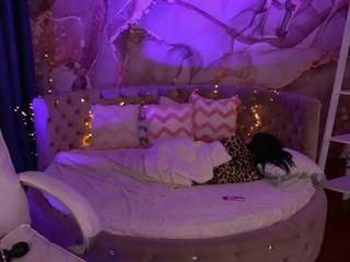 daenerysdaen Live Webcam on CamSoda