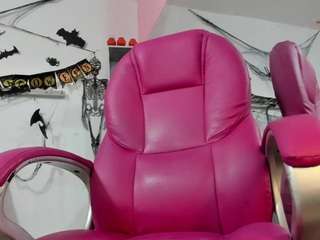 Check out Antonellakling, she wants to orgasm for your joy antonellakling from CamSoda