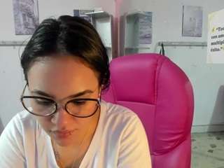 antonellakling Live Webcam on CamSoda