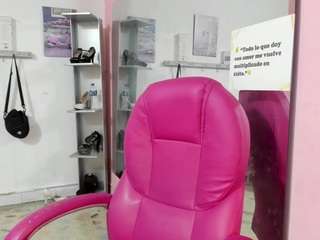 antonellakling Live Webcam on CamSoda