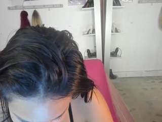 ANTONELLAKLING live webcam show