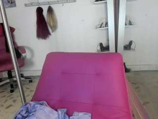 ANTONELLAKLING live webcam show