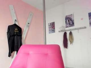 antonellakling Live Webcam on CamSoda