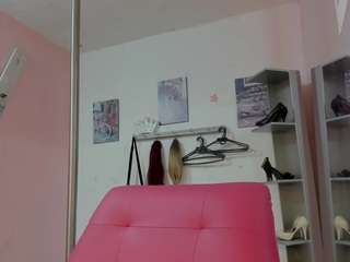ANTONELLAKLING live cam preview