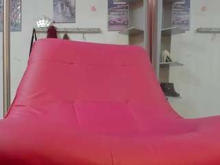 ANTONELLAKLING live cam preview