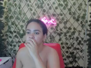 ANTONELLAKLING's Live Sex Cam Show