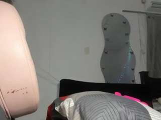 stephanycifuentes's live room