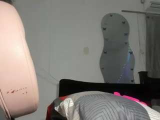 stephanycifuentes's live room