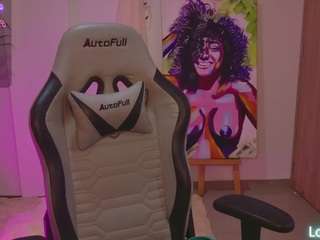 asheraa's CamSoda show and profile