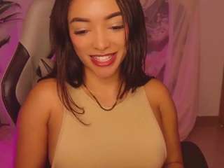 asheraa Live Webcam on CamSoda